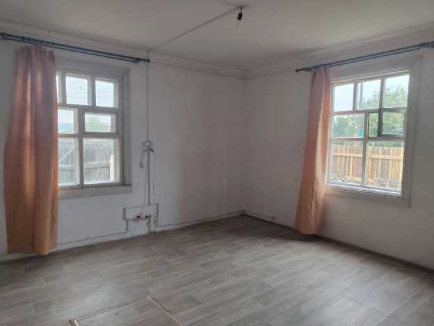 Купить дом в районе Советский в Улан-Удэ. Вариант № 2647864, 9, площадь -  квм, цена 4500000 рублей