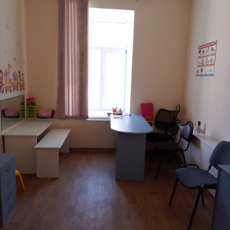 Снять коммерческую недвижимость в Владимире. Вариант № 8733845, 4, площадь -  квм, цена 12000 рублей