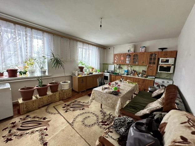 Купить дом в районе Юго-Западный в Элисте. Вариант № 7312, 2, площадь -  квм, цена 9000000 рублей