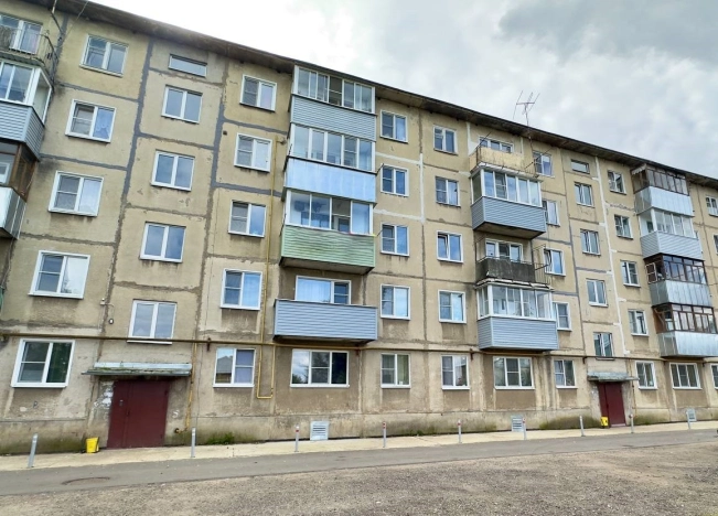 Купить трехкомнатную квартиру в Ивановской области. Вариант № 2625154, 14, площадь -  квм, цена 1600000 рублей