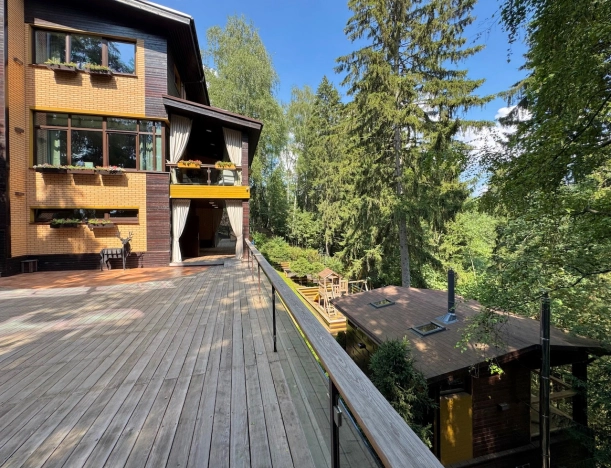 Купить дом в Тверской области. Вариант № 52775, 9, площадь - квм, цена 169900000 рублей