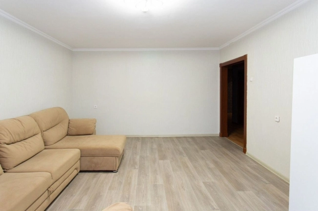 Купить квартиру в Тобольске. Вариант № 9857411, 13, площадь -  квм, цена 9300000 рублей