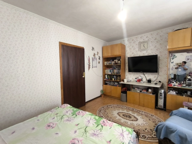 Купить трехкомнатную квартиру на улице Губкина в Белгороде. Вариант № 47658, 13, площадь -  квм, цена 6500000 рублей