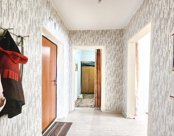 Купить трехкомнатную квартиру на улице Иркутская в Кызыле. Вариант № 9510, 5, площадь - квм, цена 6600000 рублей