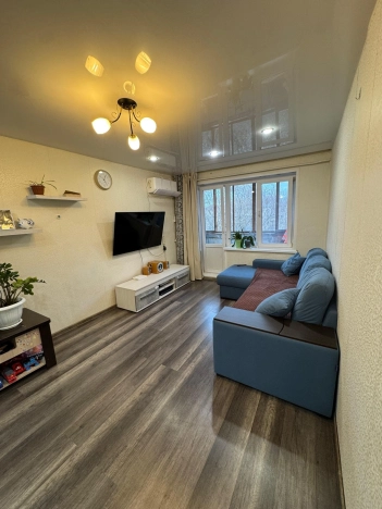 Купить двухкомнатную квартиру в Новосибирской области. Вариант № 10267582, 2, площадь -  квм, цена 4000000 рублей