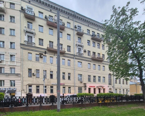 Купить квартиру в Москве. Вариант № 8668740, 0, площадь -  квм, цена 120000000 рублей