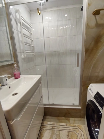 Купить трехкомнатную квартиру в Калуге. Вариант № 2834870, 22, площадь -  квм, цена 9850000 рублей