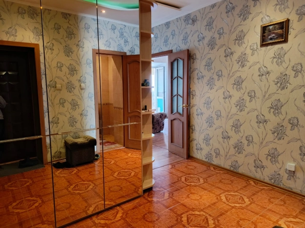 Купить квартиру на улице Токмакова в Чите. Вариант № 41244, 5, площадь -  квм, цена 10470000 рублей