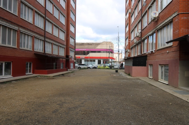 Купить однокомнатную квартиру на улице Ратной Славы в Краснодаре. Вариант № 45953, 1, площадь - квм, цена 2450000 рублей