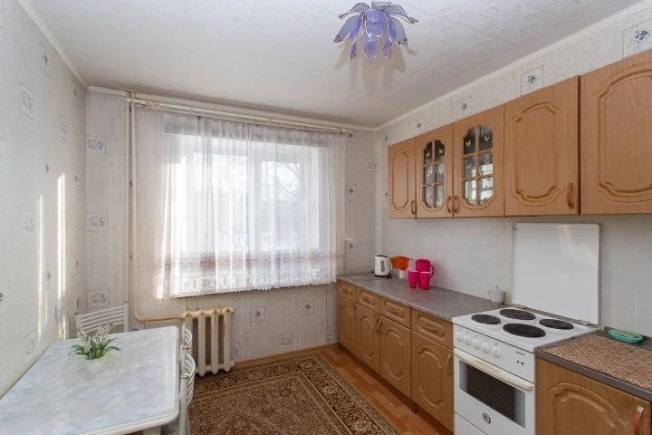 Купить квартиру в Тобольске. Вариант № 10152216, 0, площадь -  квм, цена 4400000 рублей