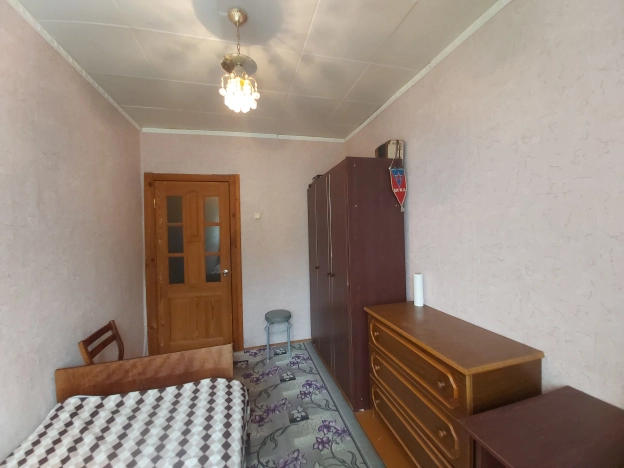 Купить квартиру на улице Ленина в Камешкове. Вариант № 23480, 1, площадь -  квм, цена 1600000 рублей