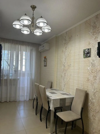 Купить трехкомнатную квартиру в районе Кировский в Ростове-на-Дону. Вариант № 50172, 5, площадь -  квм, цена 10999989 рублей