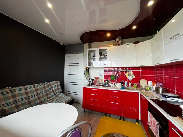 Купить однокомнатную квартиру в Иванове. Вариант № 42995, 3, площадь -  квм, цена 4440000 рублей