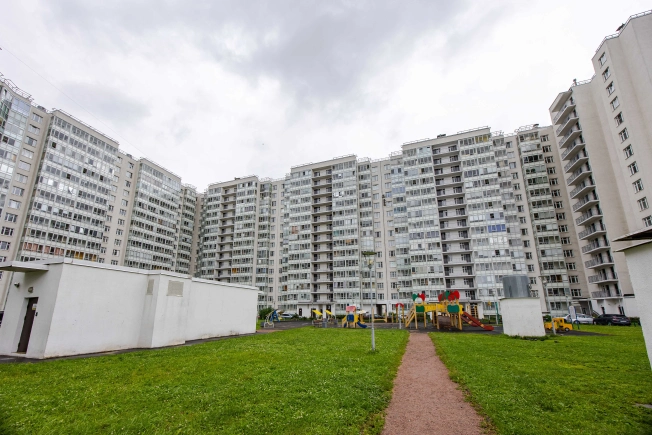Купить трехкомнатную квартиру в районе Невский в Санкт-Петербурге. Вариант № 54519, 44, площадь -  квм, цена 19900000 рублей