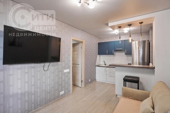 Купить однокомнатную квартиру в Воронеже. Вариант № 7861614, 5, площадь - квм, цена 4699000 рублей