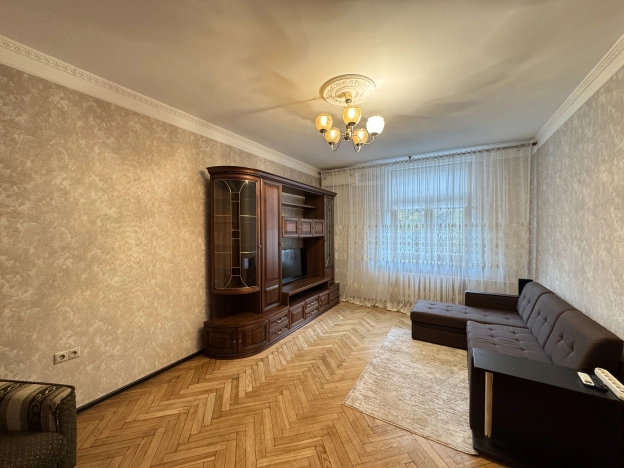 Купить квартиру в Москве. Вариант № 7592354, 7, площадь - квм, цена 44000000 рублей