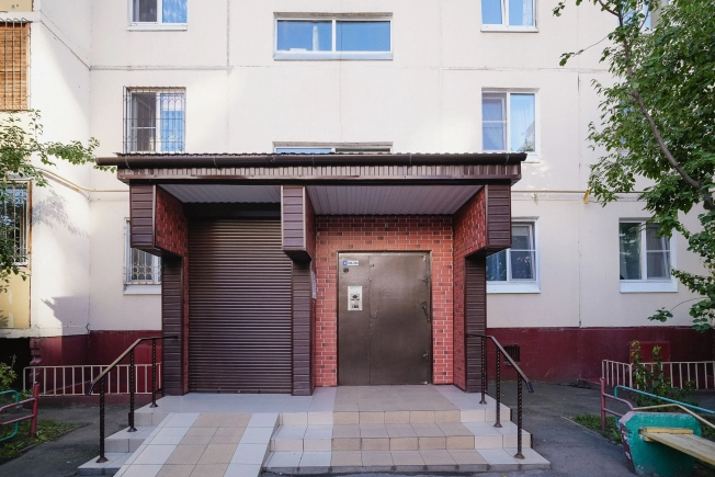 Купить однокомнатную квартиру в Омске. Вариант № 44682, 24, площадь -  квм, цена 4950000 рублей