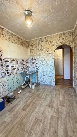 Купить трехкомнатную квартиру в районе Октябрьский в Улан-Удэ. Вариант № 7579706, 8, площадь - квм, цена 7000000 рублей