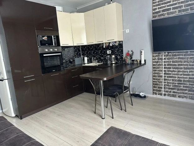 Купить квартиру в Тобольске. Вариант № 3280175, 0, площадь -  квм, цена 5500000 рублей