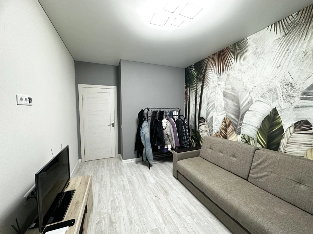 Купить однокомнатную квартиру на улице Домбайская в Краснодаре. Вариант № 6617236, 6, площадь -  квм, цена 5300000 рублей