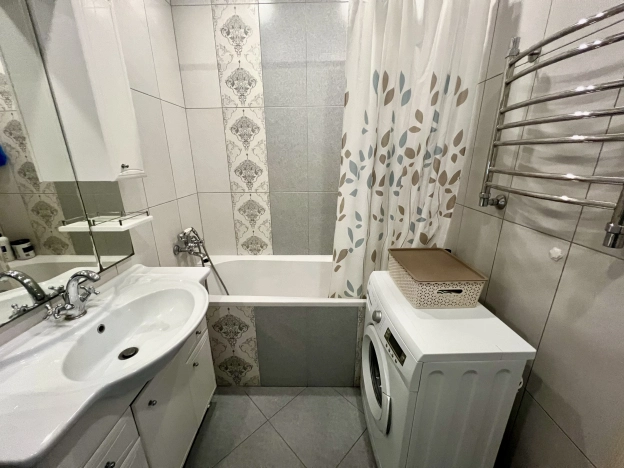 Купить двухкомнатную квартиру на улице Виктора Гакуна в Калининграде. Вариант № 52106, 15, площадь -  квм, цена 10900000 рублей