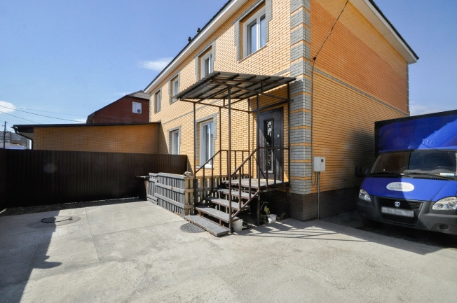 Купить таунхаус в Новосибирске. Вариант № 37235, 31, площадь -  квм, цена 13900000 рублей