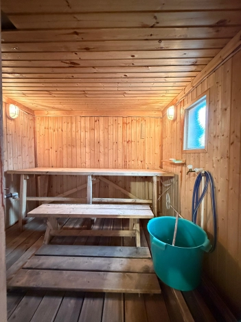 Купить дом у метро Золотая нива в Новосибирске. Вариант № 5236726, 10, площадь -  квм, цена 12100000 рублей