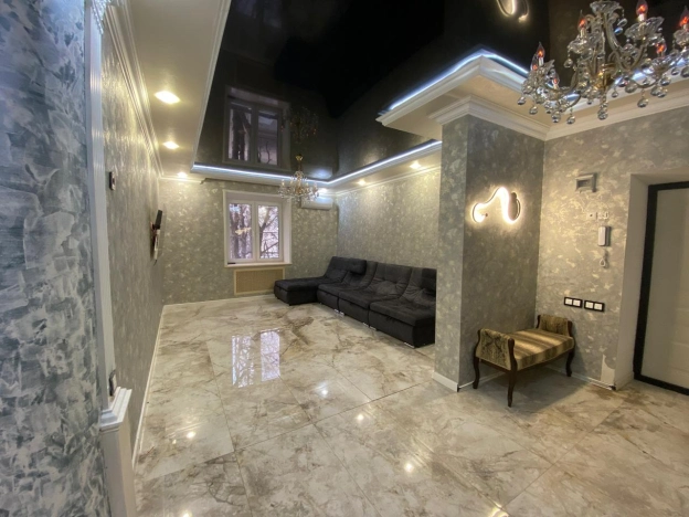 Купить трехкомнатную квартиру в Калуге. Вариант № 16301, 0, площадь -  квм, цена 8400000 рублей