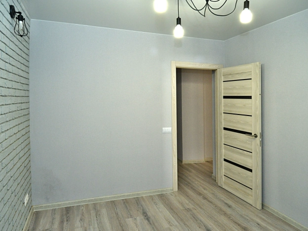 Купить трехкомнатную квартиру в Новосибирской области. Вариант № 10022767, 18, площадь -  квм, цена 11300000 рублей