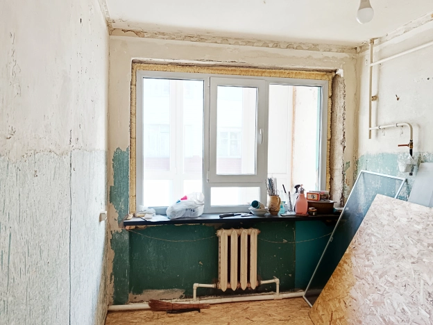 Купить однокомнатную квартиру на улице 9-я Линия в Омске. Вариант № 9491987, 4, площадь -  квм, цена 2900000 рублей