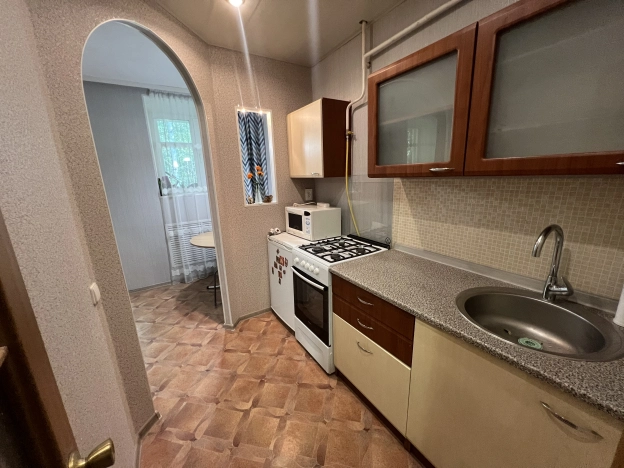 Купить однокомнатную квартиру на улице Чкаловский проезд в Нижегородской области. Вариант № 4115581, 6, площадь -  квм, цена 1750000 рублей