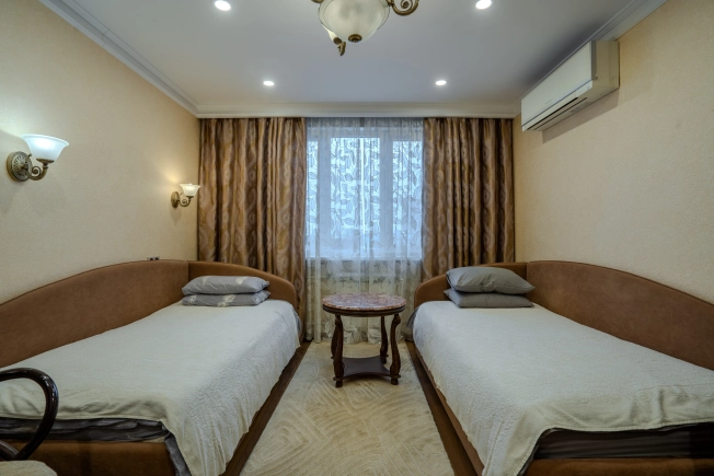 Купить квартиру в Москве. Вариант № 9234828, 6, площадь -  квм, цена 24000000 рублей