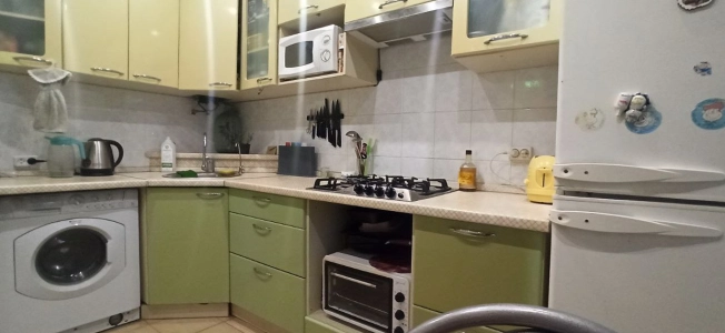 Купить трехкомнатную квартиру в Калуге. Вариант № 5581, 3, площадь -  квм, цена 5800000 рублей