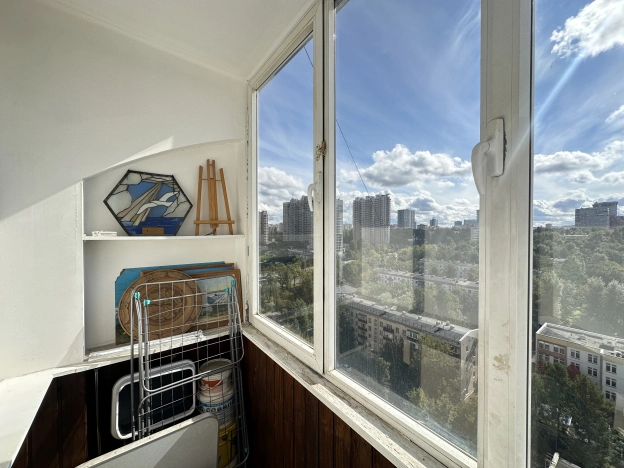 Купить квартиру на вторичке в районе Обручевский в Москве. Вариант № 43529, 4, площадь -  квм, цена 26900000 рублей