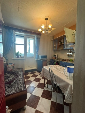 Купить квартиру у метро Пятницкое шоссе в Москве. Вариант № 6988, 3, площадь -  квм, цена 16650000.0000 рублей