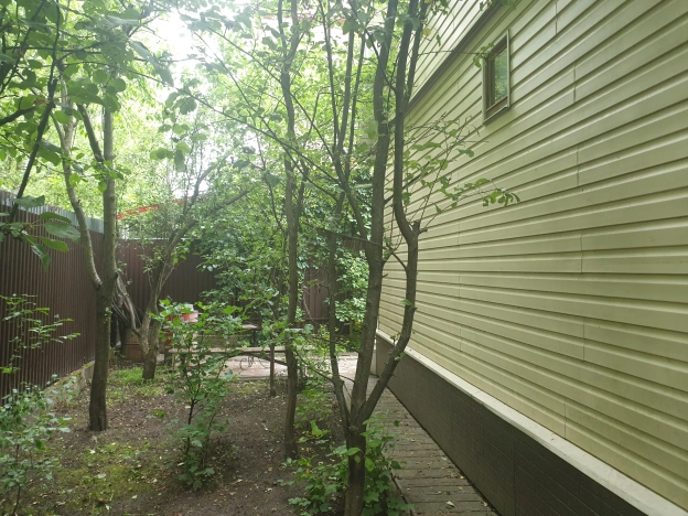 Купить дом в Москве. Вариант № 9833113, 1, площадь -  квм, цена 13000000 рублей