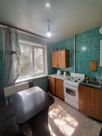 Купить двухкомнатную квартиру в Микрорайоне 4-й, Элиста в Элисте. Вариант № 3835537, 9, площадь -  квм, цена 3990000 рублей