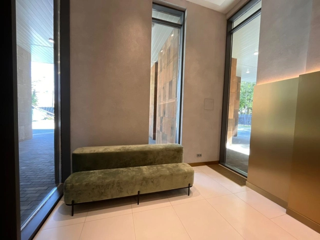 Купить квартиру на вторичке в Москве. Вариант № 22776, 8, площадь -  квм, цена 11200000 рублей