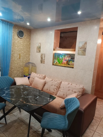 Купить дом на улице Колхозная в Алтайском крае. Вариант № 2163, 2, площадь - квм, цена 5900000 рублей