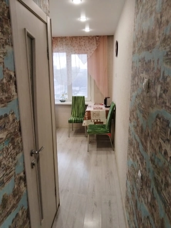 Купить квартиру у метро Маршала Покрышкина в Новосибирске. Вариант № 5451394, 8, площадь - квм, цена 6200000 рублей