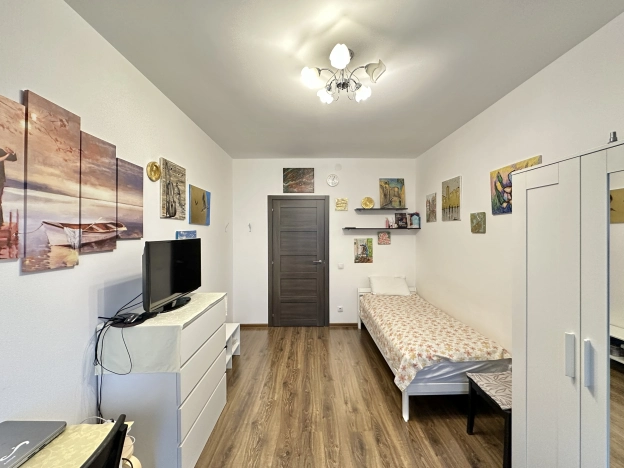 Купить двухкомнатную квартиру в районе Приморский в Санкт-Петербурге. Вариант № 8044418, 16, площадь -  квм, цена 19990000 рублей