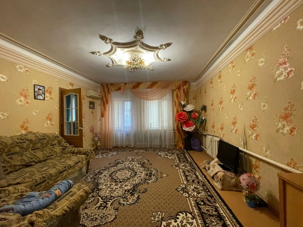 Купить дом в Судаке. Вариант № 11593, 1, площадь -  квм, цена 12400000 рублей