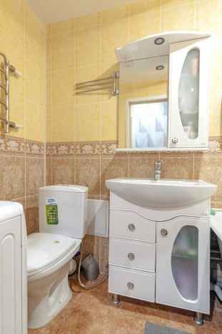 Купить трехкомнатную квартиру в Вологодской области. Вариант № 1717280, 26, площадь -  квм, цена 4390000 рублей