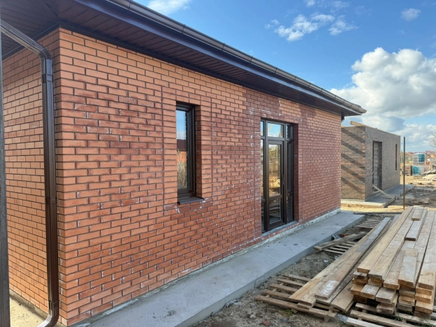 Купить дом в Элисте. Вариант № 9585781, 2, площадь -  квм, цена 8400000 рублей