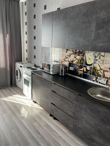 Купить однокомнатную квартиру у метро площадь Карла Маркса в Новосибирске. Вариант № 8332940, 1, площадь -  квм, цена 4050000 рублей