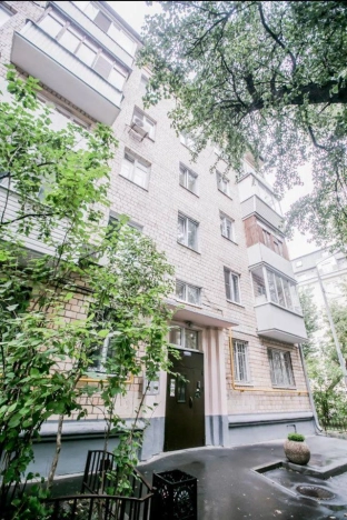 Купить квартиру в районе Хамовники в Москве. Вариант № 2631319, 12, площадь -  квм, цена 36750000 рублей