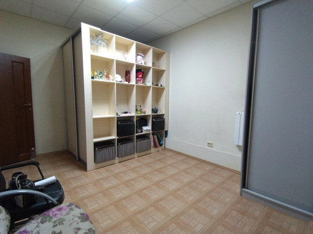 Купить коммерческую недвижимость свободного назначения в Ростове-на-Дону. Вариант № 32039, 2, площадь -  квм, цена 8300000 рублей