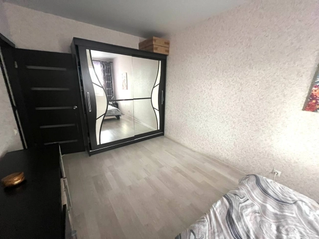 . Вариант № 8121088, 1, площадь - 77.9 квм, цена 7090000 рублей