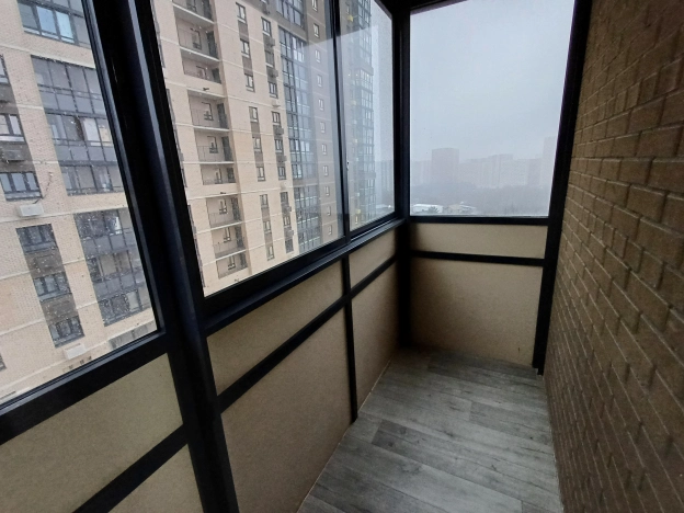 . Вариант № 9836818, 27, площадь - 43.9 квм, цена 9800000 рублей