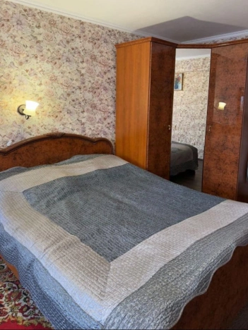 Купить трехкомнатную квартиру на улице Ильи Мухачева в Бийске. Вариант № 31515, 6, площадь -  квм, цена 6550000 рублей